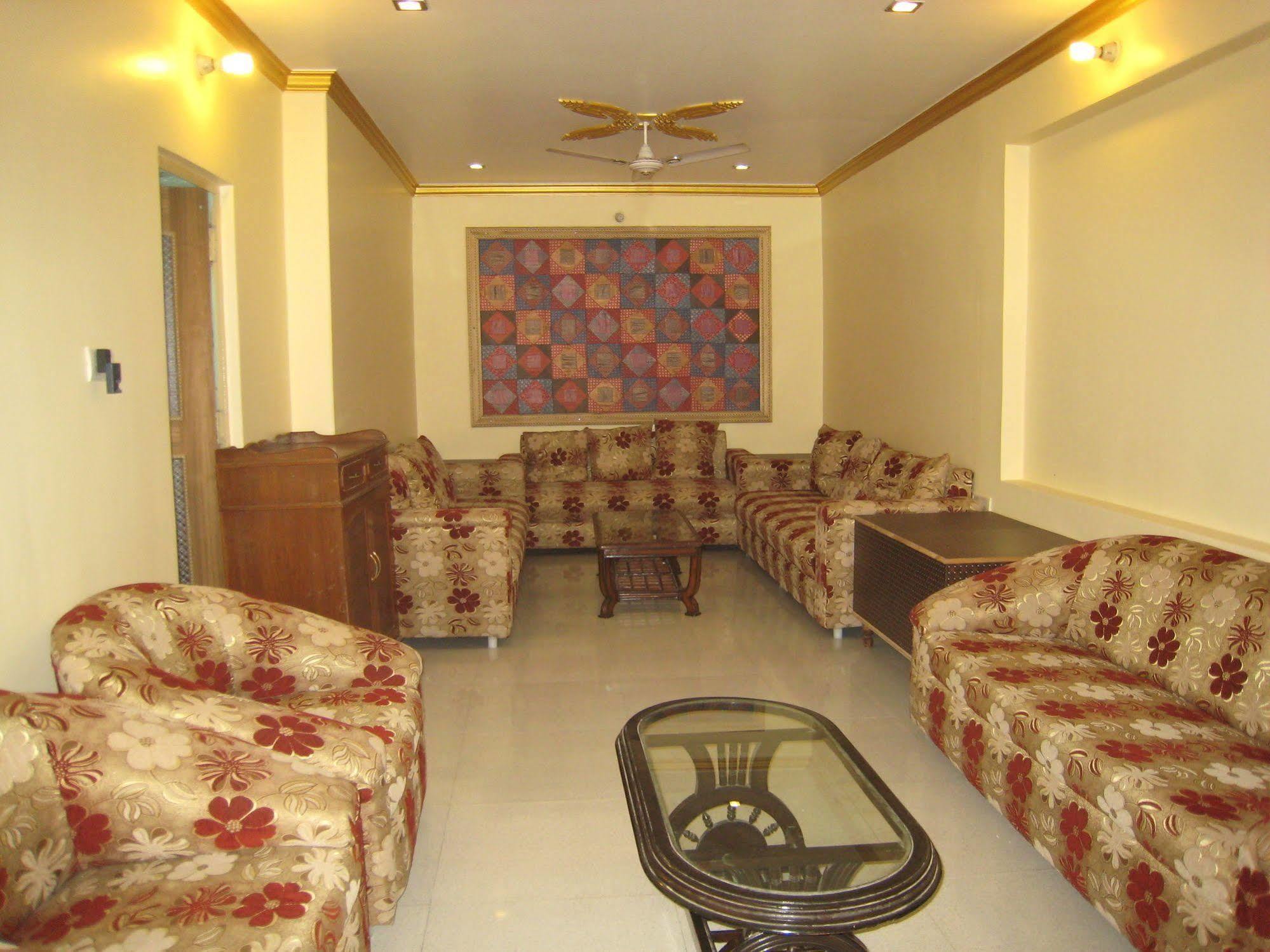 Bed & Breakfast Kedareswar 2*